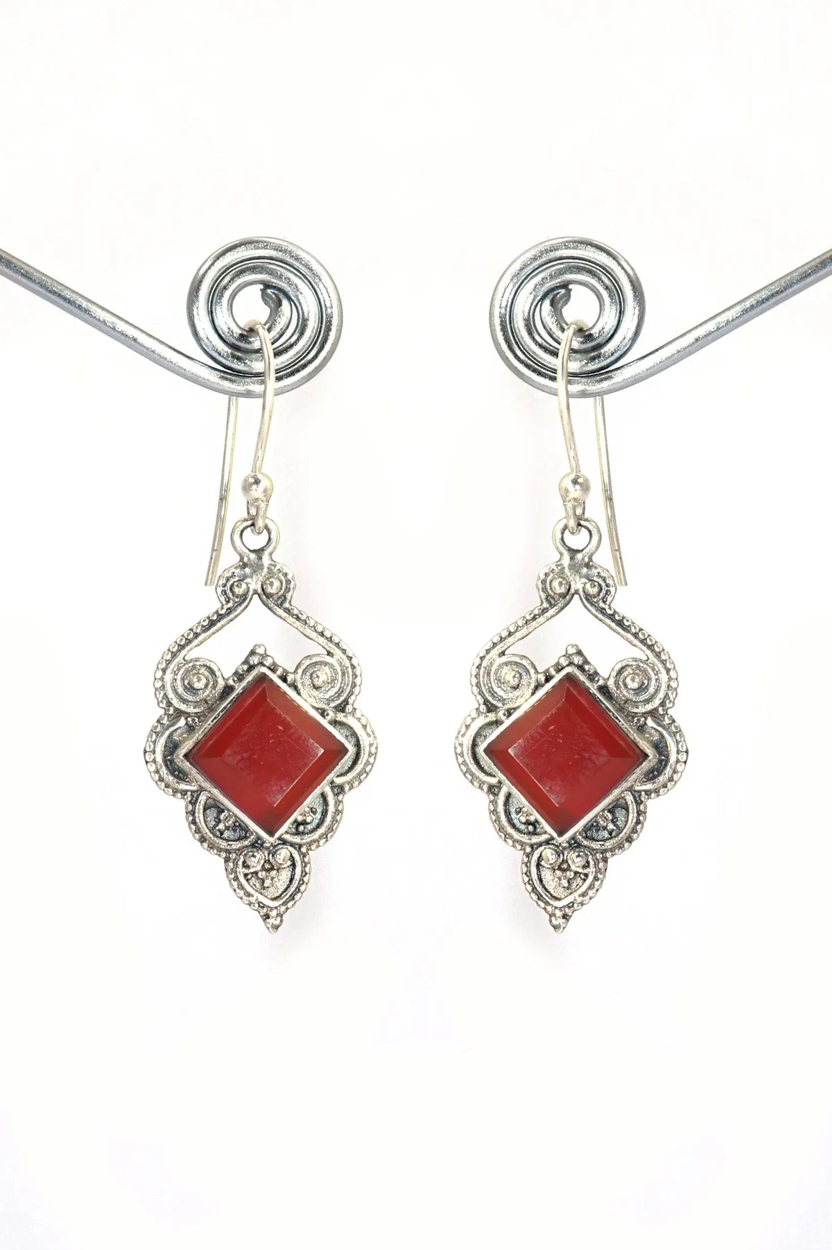 trending jewelry