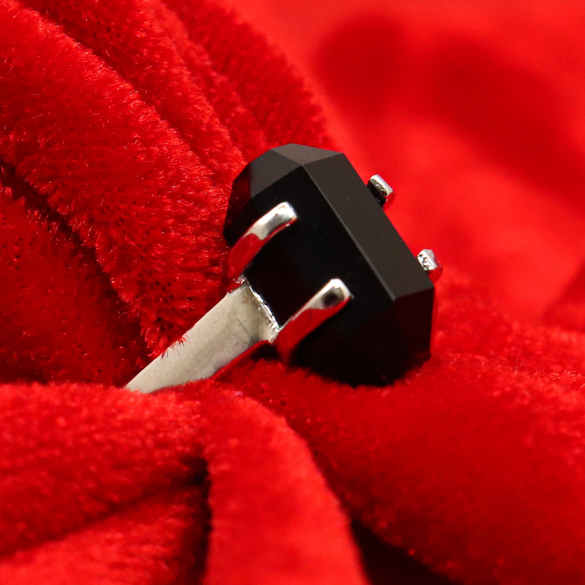 Onyx Royal Ring