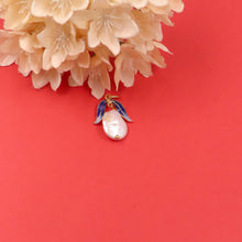 Glaze Pearl Pendant Drift