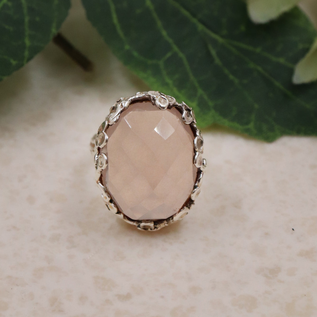 Grand Rose Quartz Ring