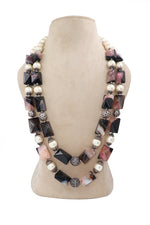 Agate & Pearl Sovereign Necklace