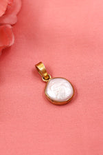 Sterling Silver Pearl Royal Pendant