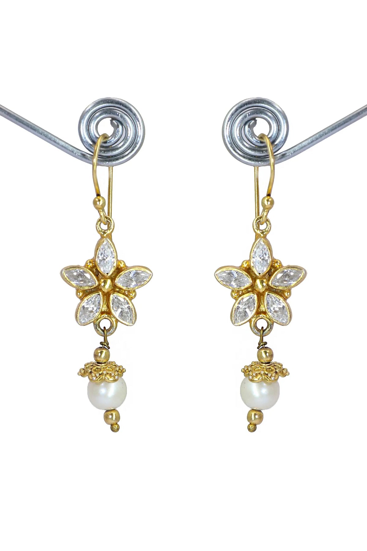FASHION EARRING