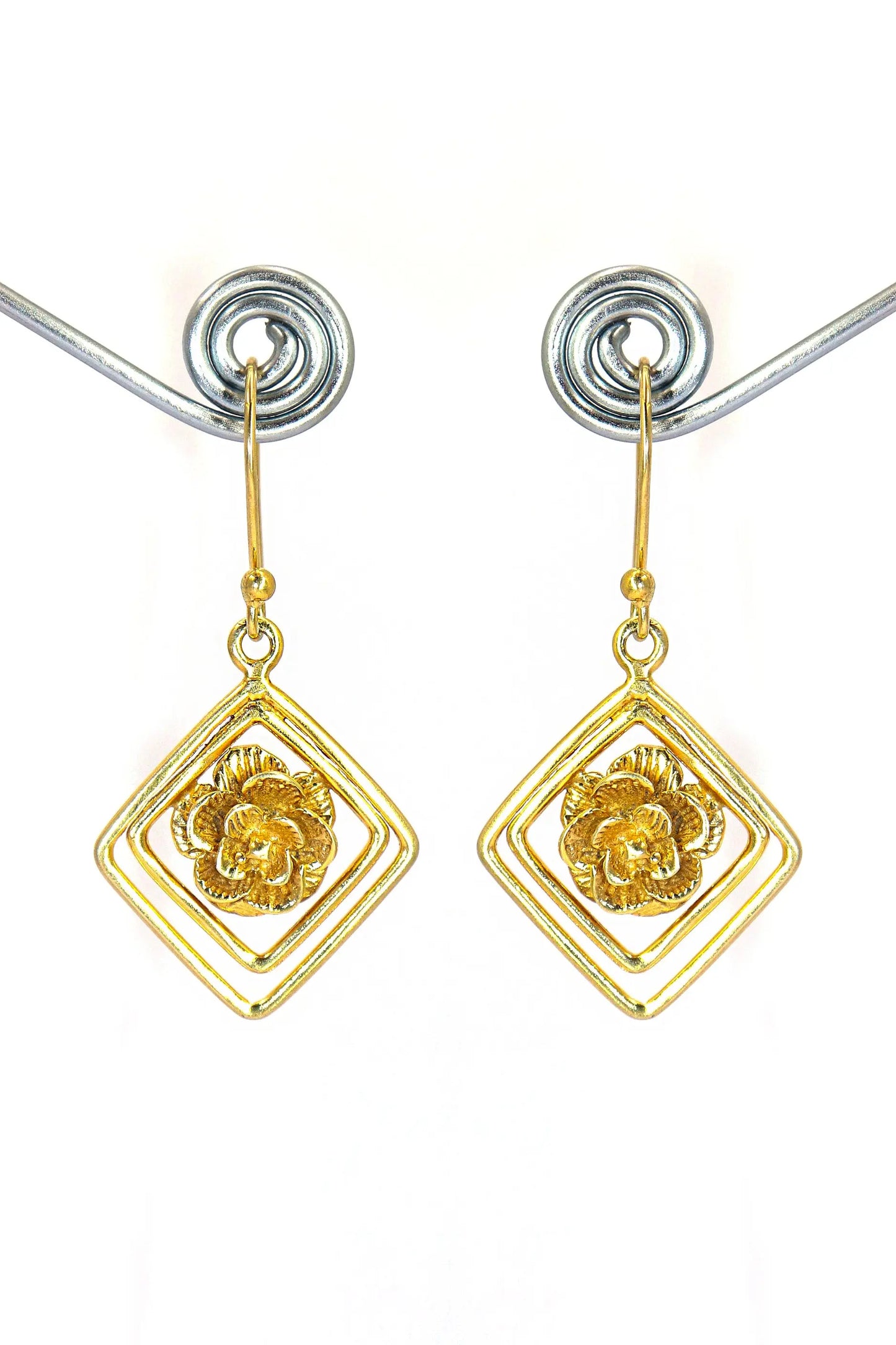 Elegant Flower Design Dangling Citrine Gemstone Earrings Jewelry for Women VJewels