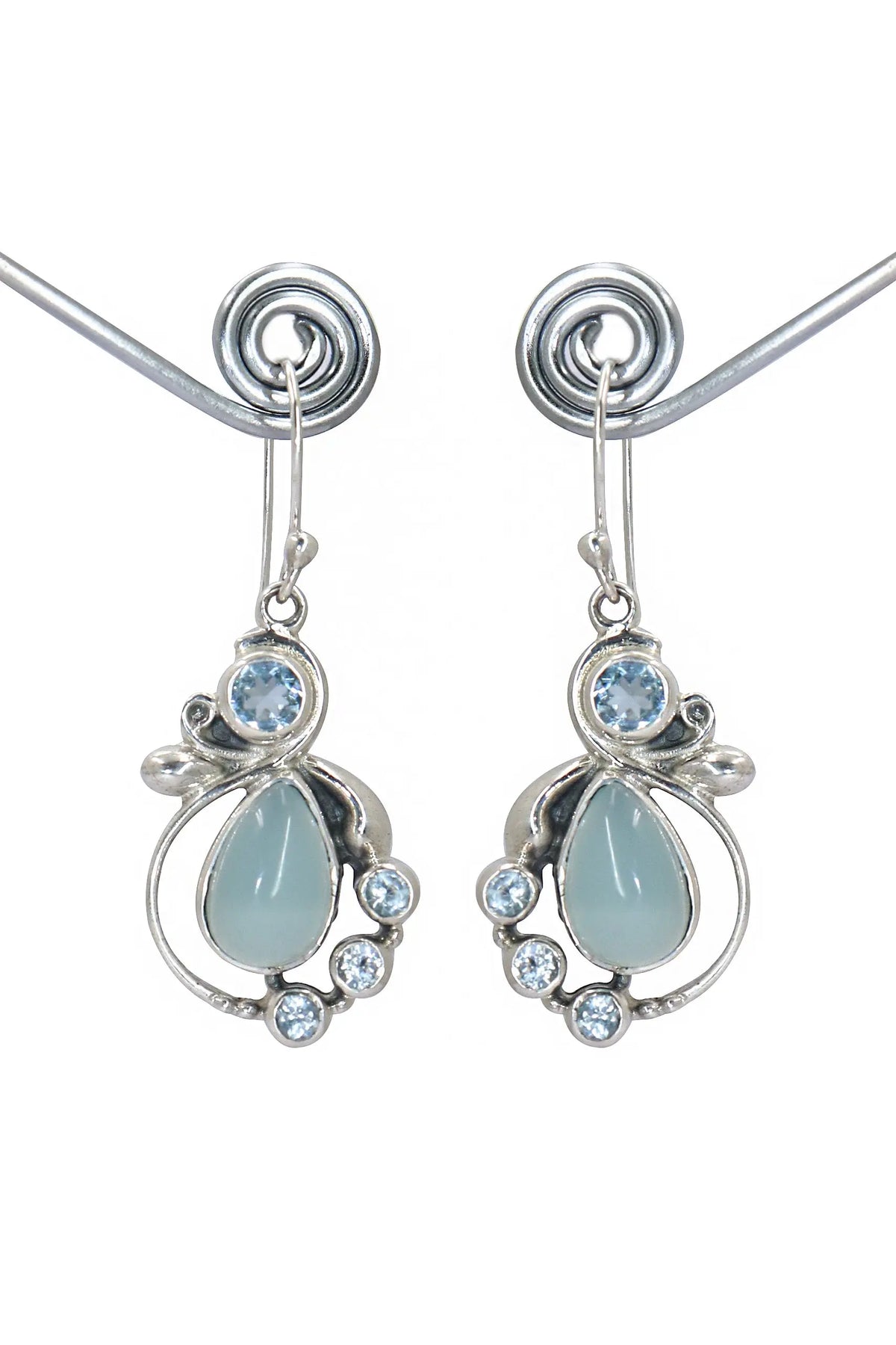 dangling earring