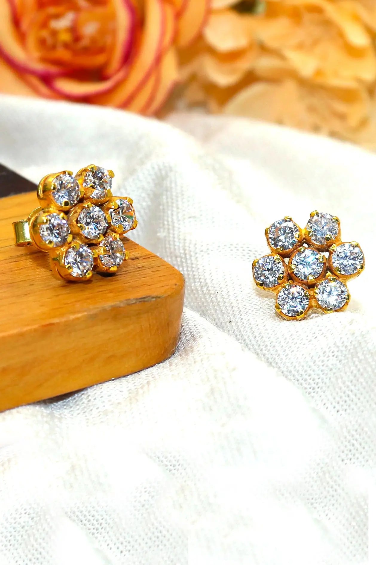 Gold Plated CZ Zircon Dazzling Studs Earring VjewelsIndia