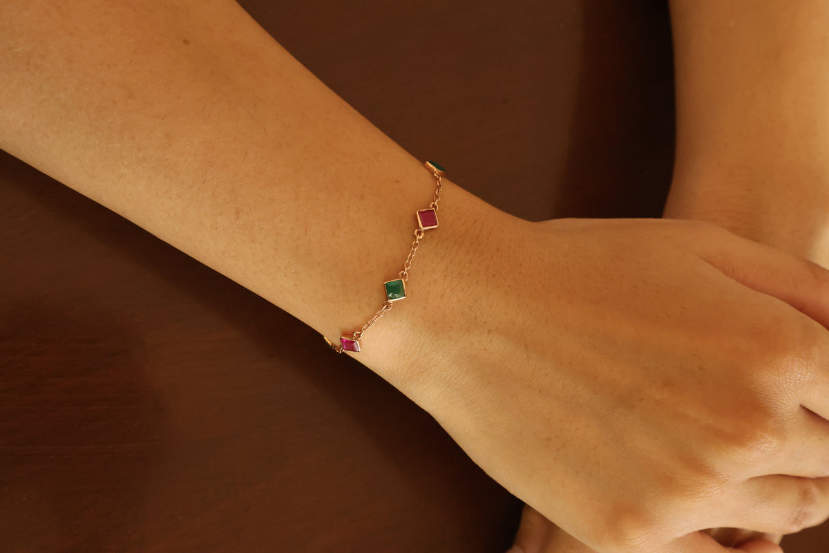 Red-Green Onyx Noble Heritage Bracelet