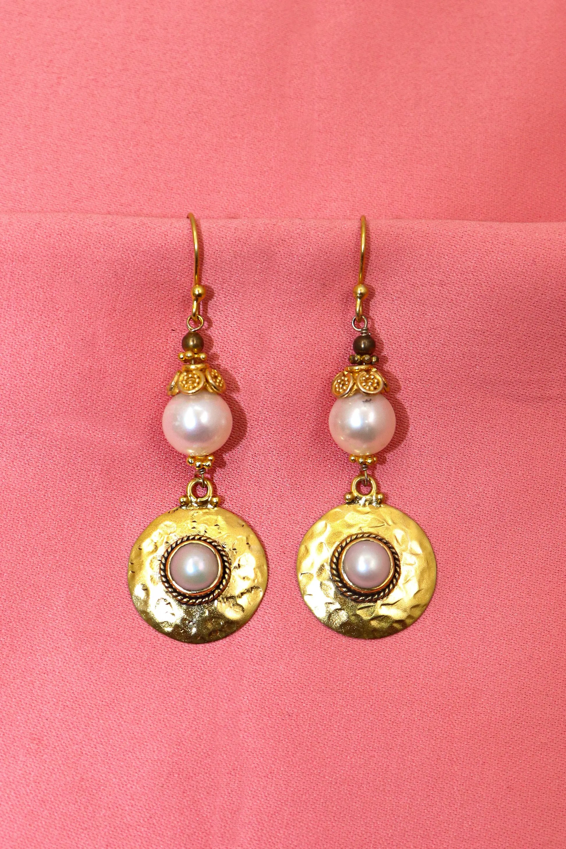 Modern Elegance: Gold-Plated Pearl Gemstone Dangle Earring Jewelry VJewels