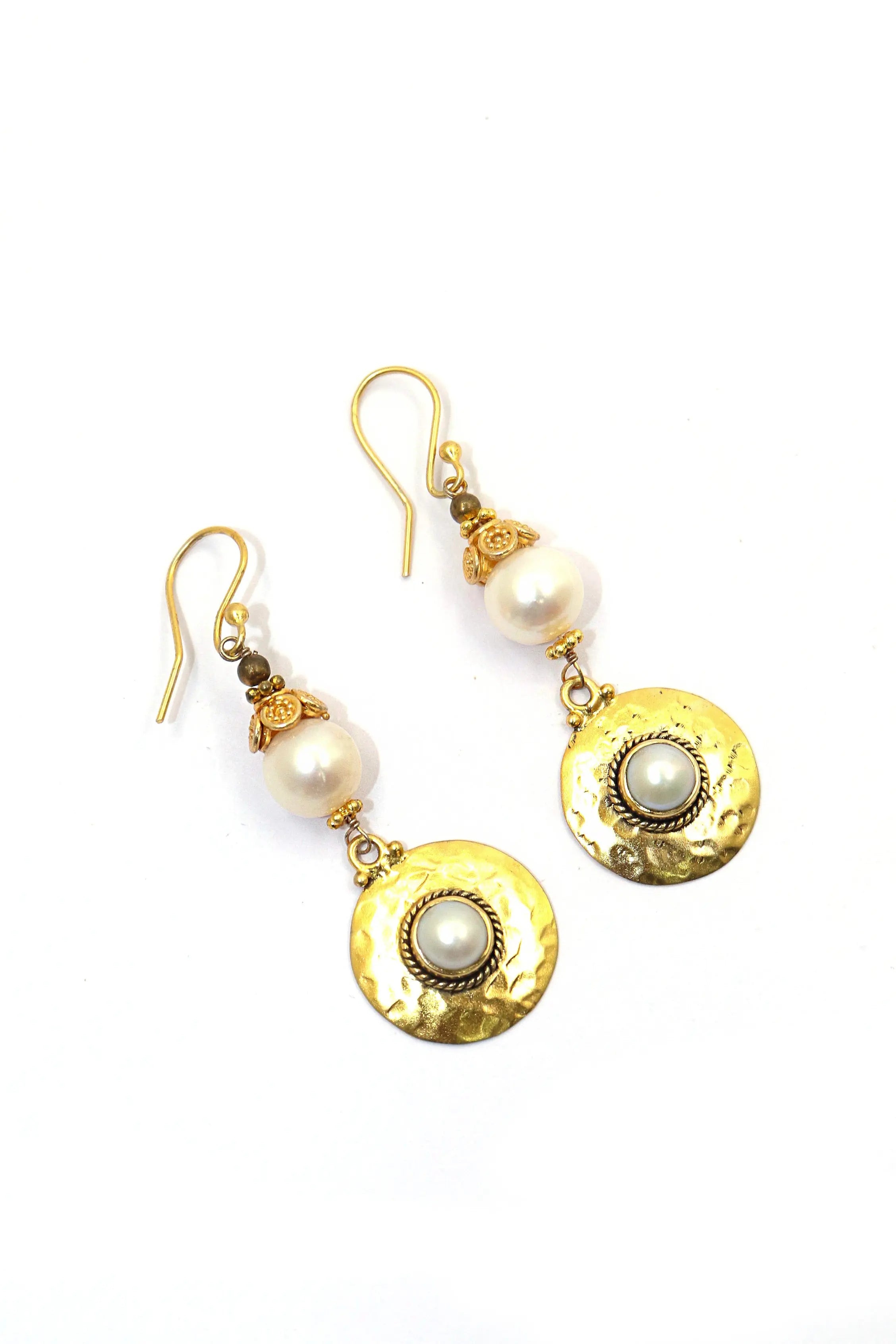 Modern Elegance: Gold-Plated Pearl Gemstone Dangle Earring Jewelry VJewels