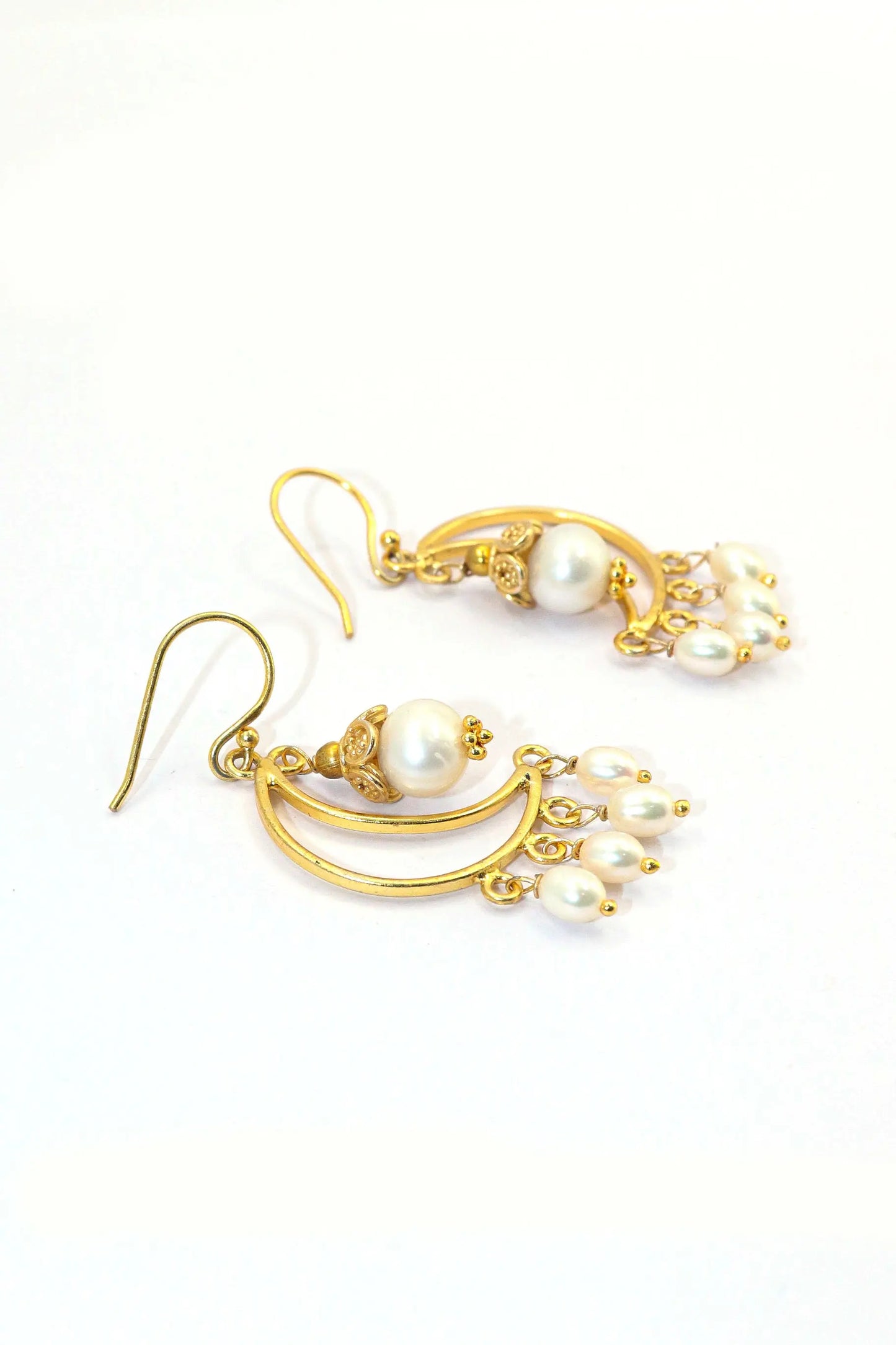 Radiant Gold-Plated Earrings with Stylish Pearl Gemstone Jewelry VJewels