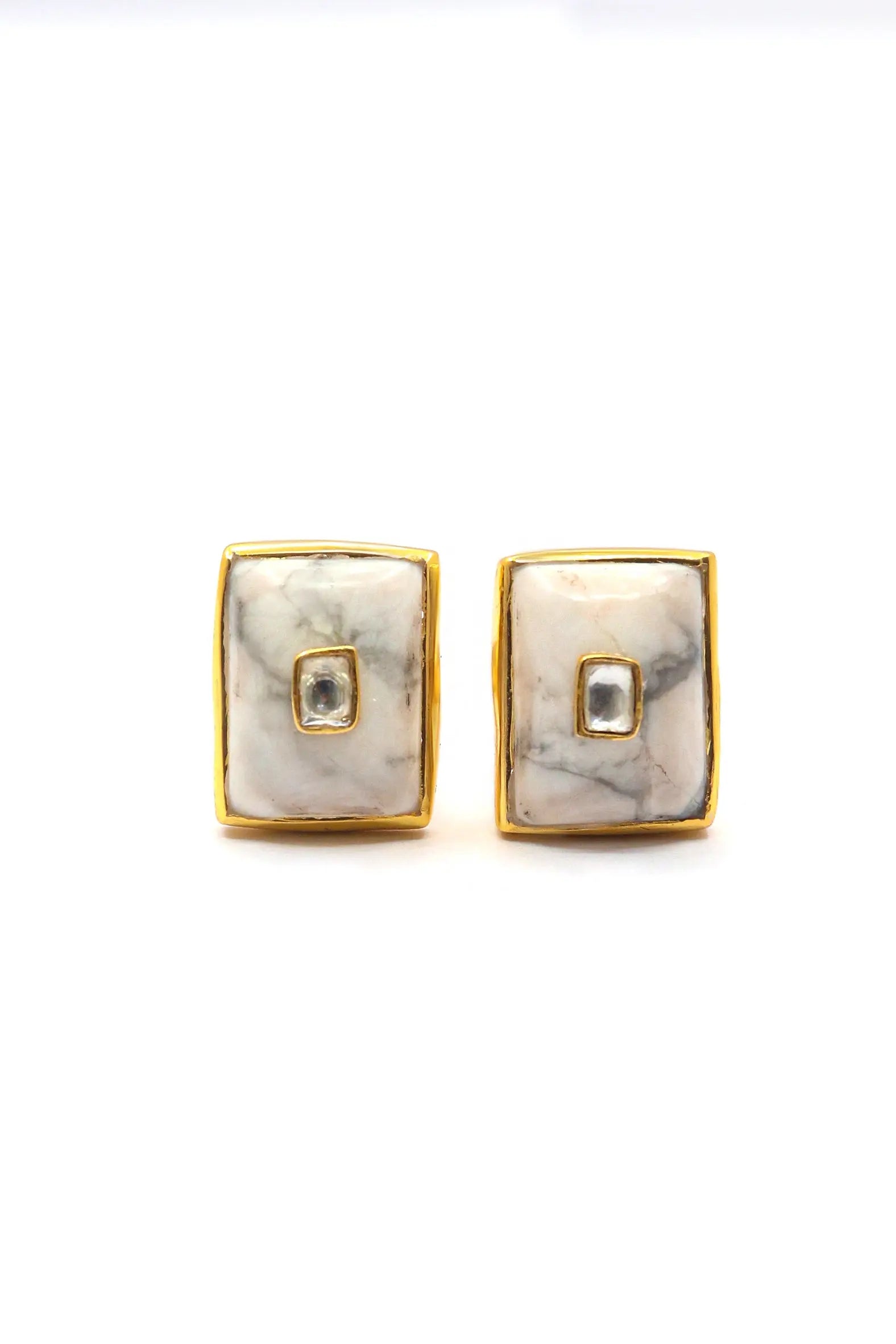 Sophisticated Men’s Fashion Cufflinks with Exquisite Gold Plating and White Agate Gemstone VJewels