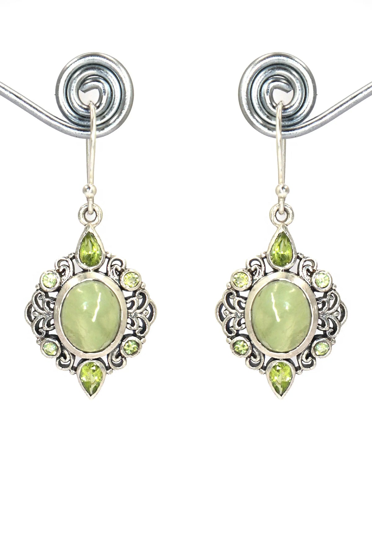 DESIGNER EARRING