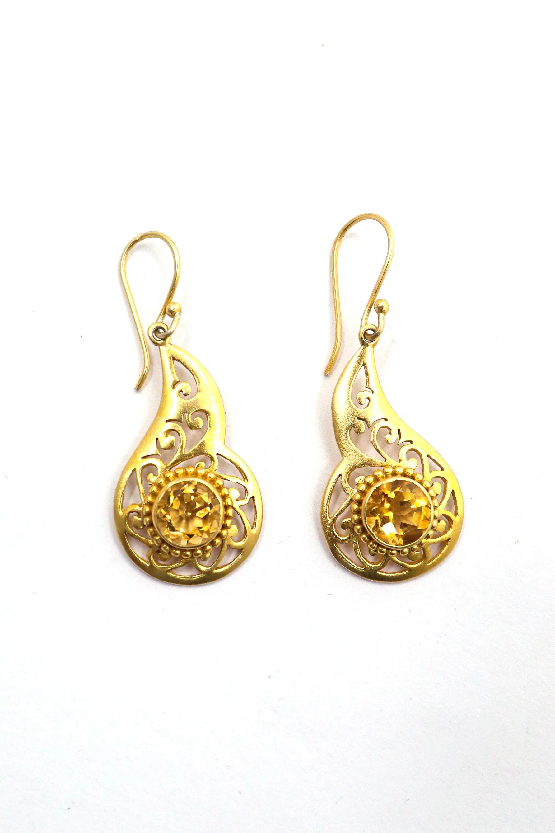 Trendy Gold-Plated Earrings with Eye-Catching Citrine Gemstone Earring Jewelry VJewels