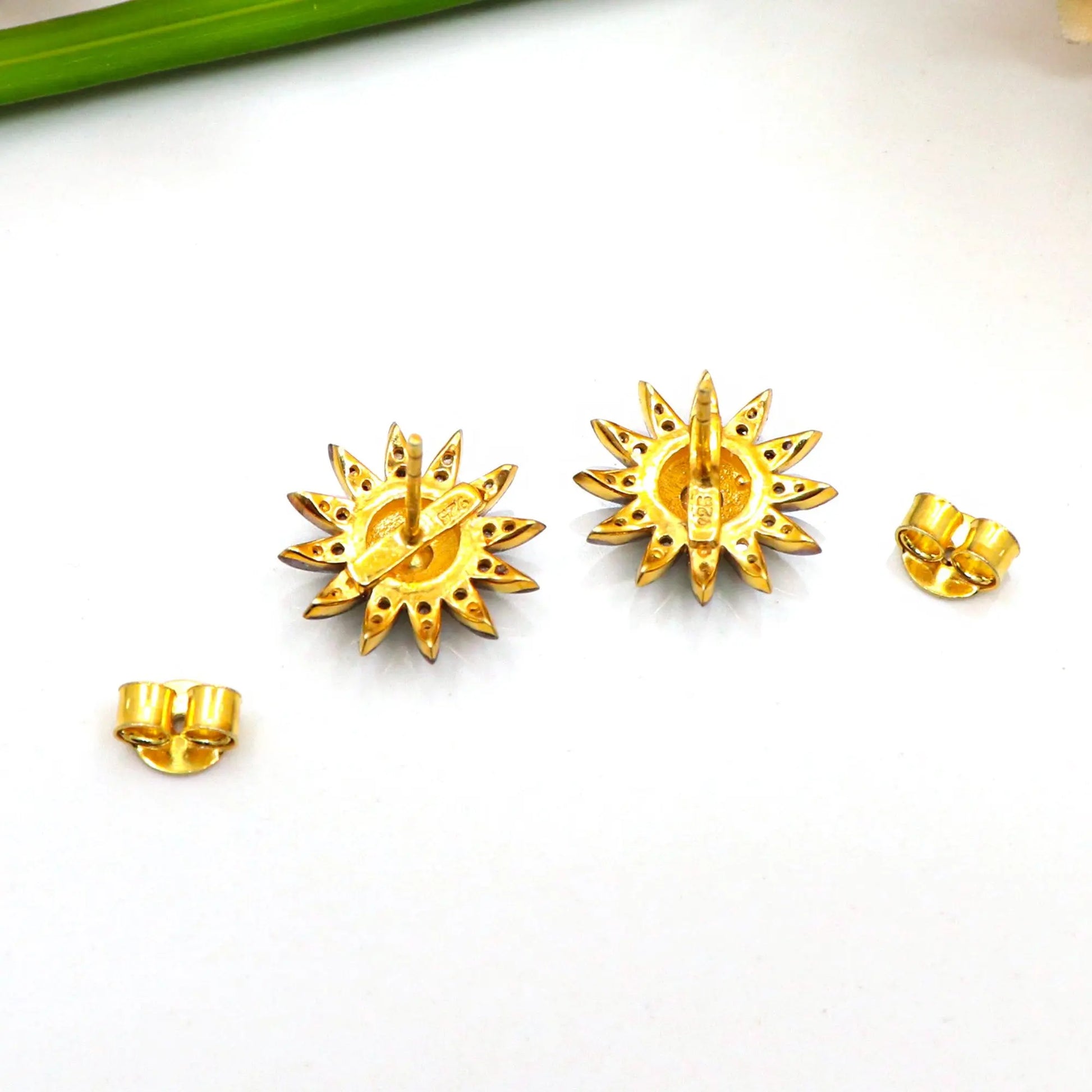 Two Tone Plated Uncut Diamond Polki With Diamond Stud Flower Design Earring jewelry VJewels