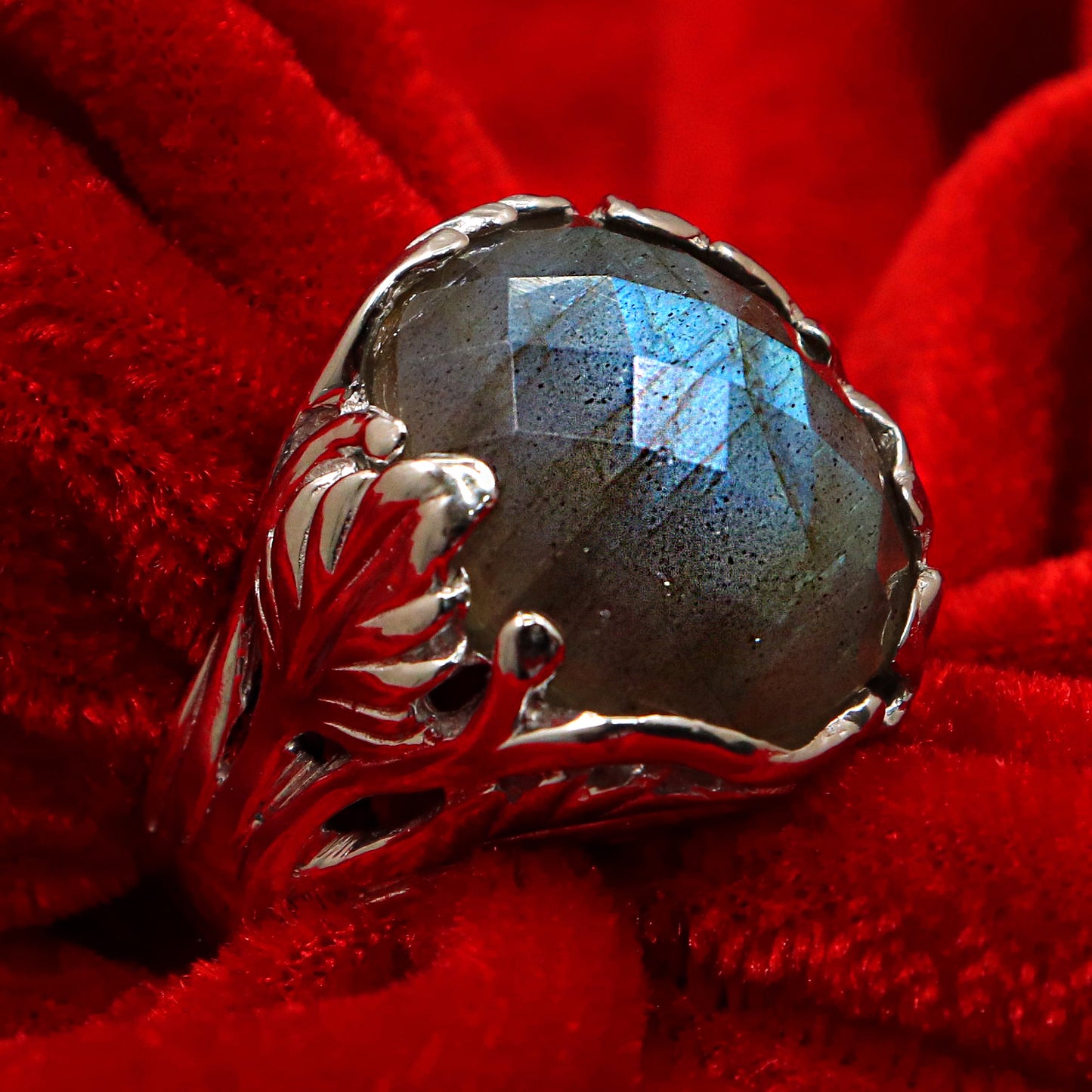 Unique Handcrafted Labradorite Gemstone Ring for Weddings