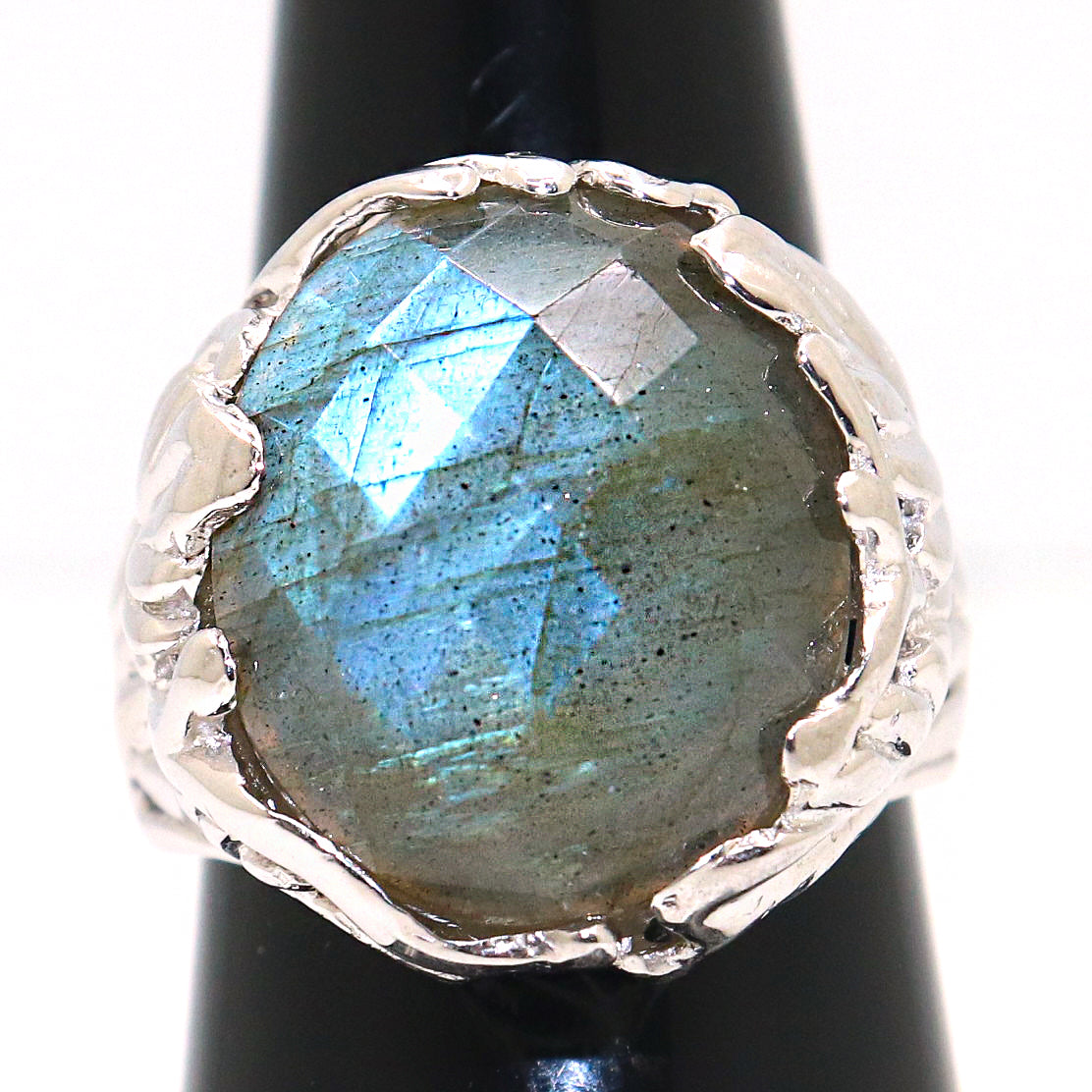 Unique Handcrafted Labradorite Gemstone Ring for Weddings