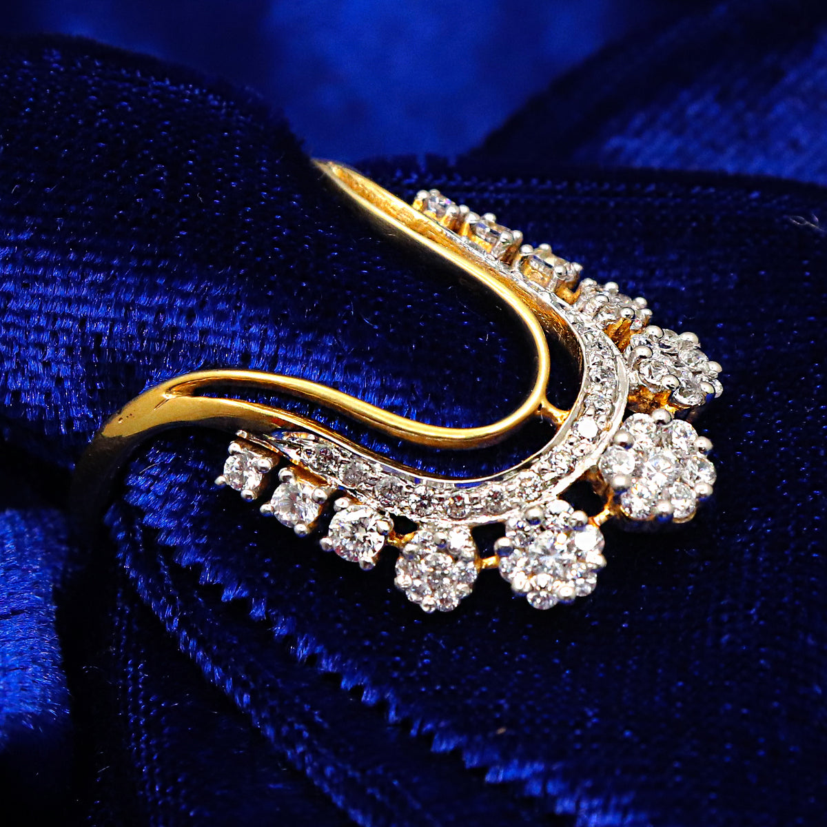 Zircon Aura Ring