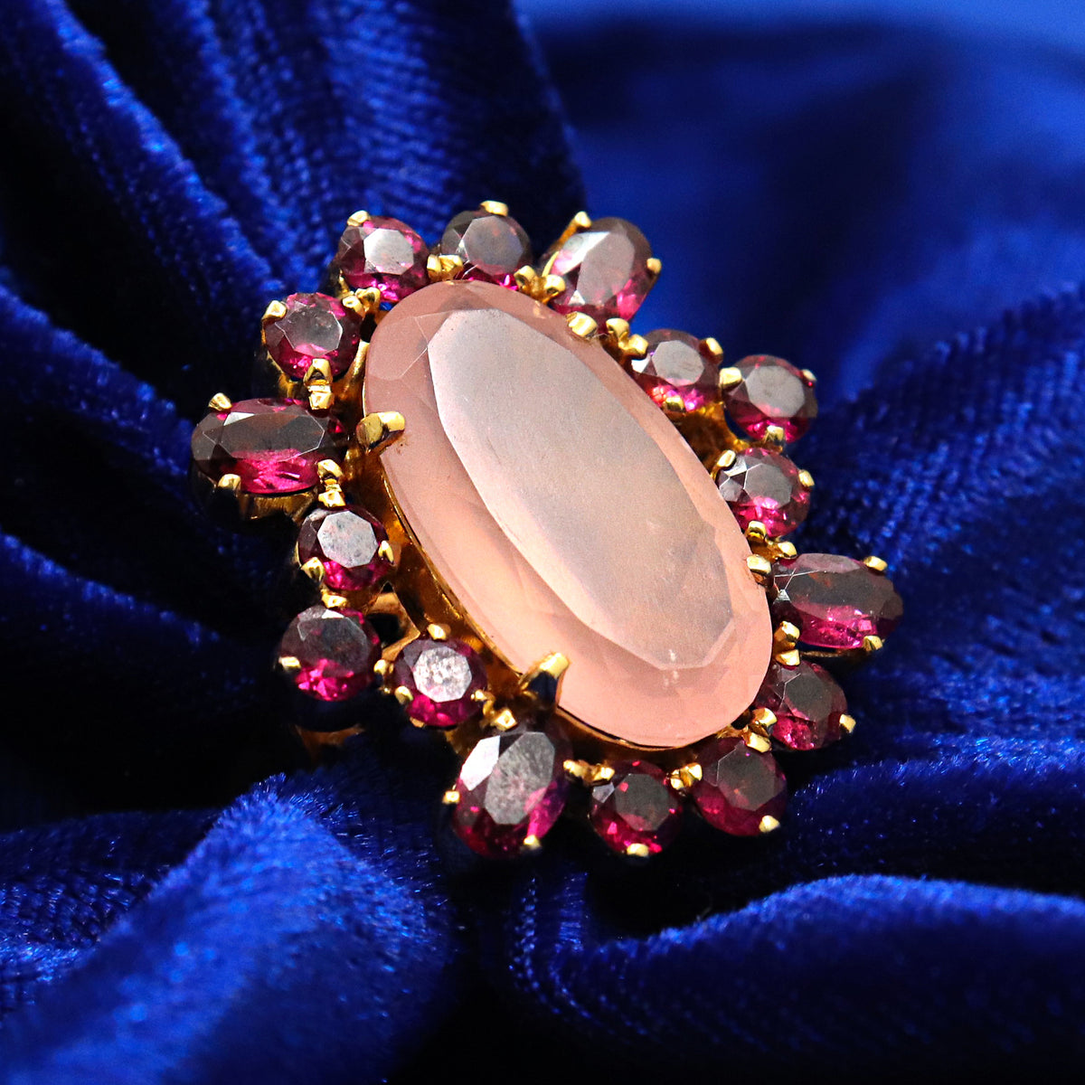 Silhouette Ring