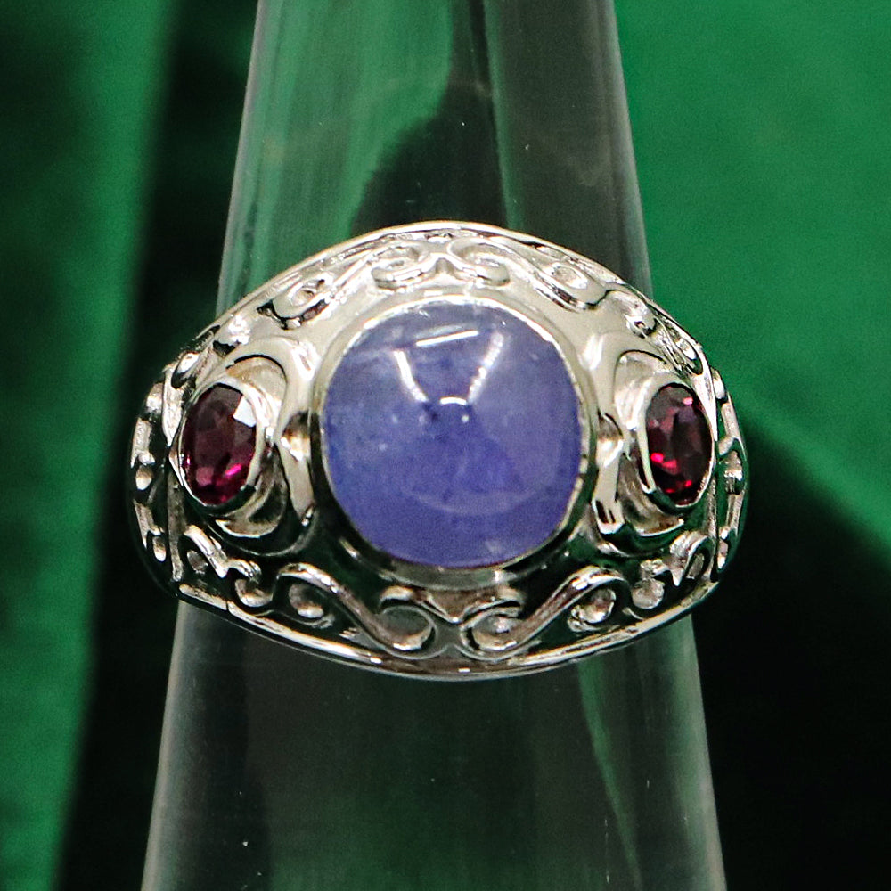 Stylish Party Ring with Intricate Tanzanite with Garnet Gemstone Work