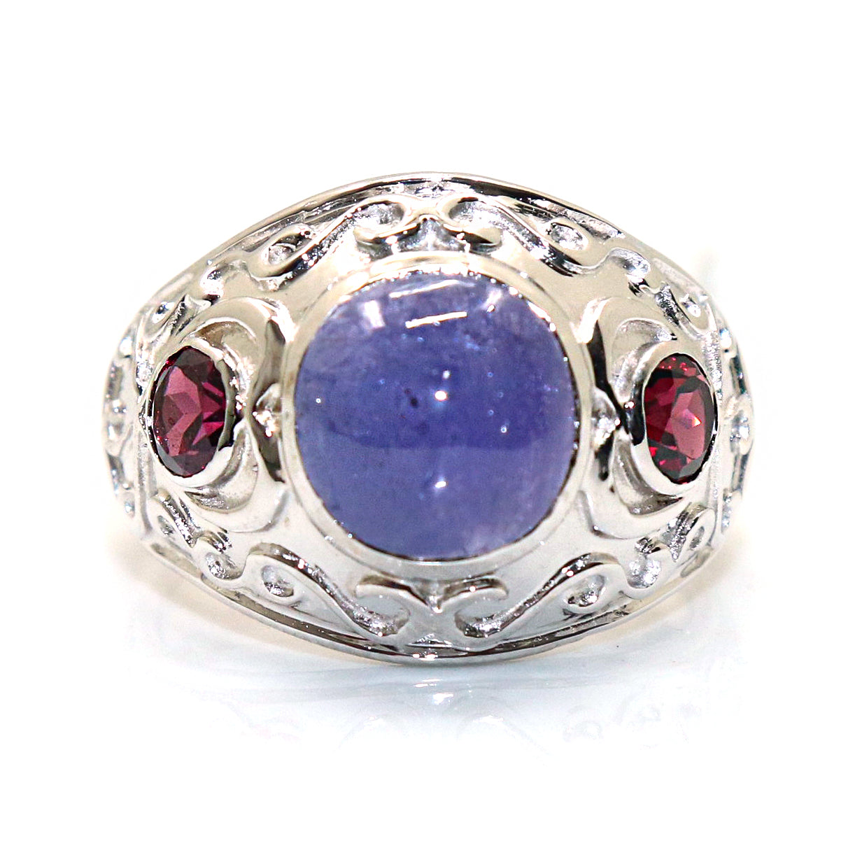 Stylish Party Ring with Intricate Tanzanite with Garnet Gemstone Work