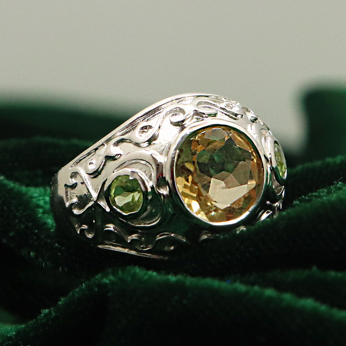 Artistic Wedding Peridot with Citrine Gemstone Ring