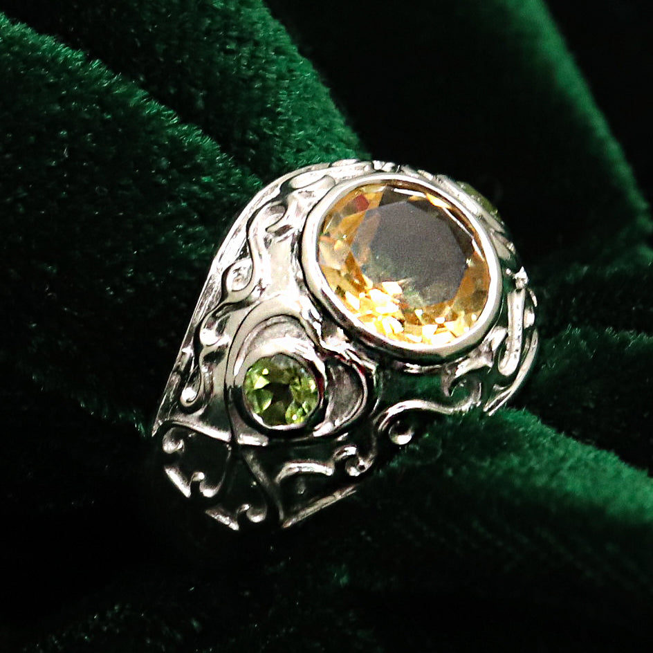 Artistic Wedding Peridot with Citrine Gemstone Ring