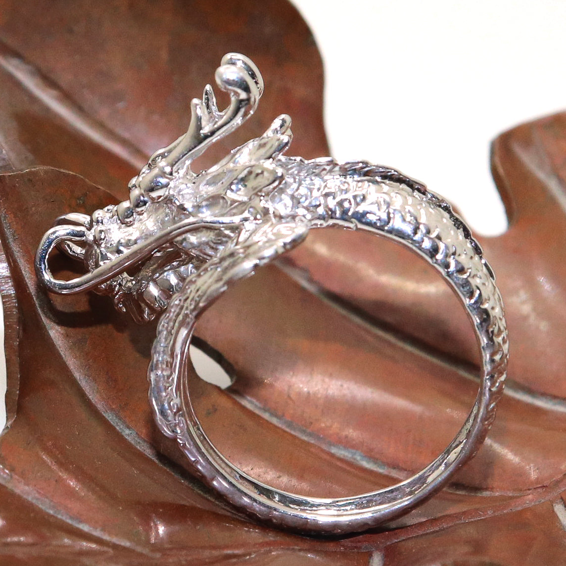 Lucent Ring