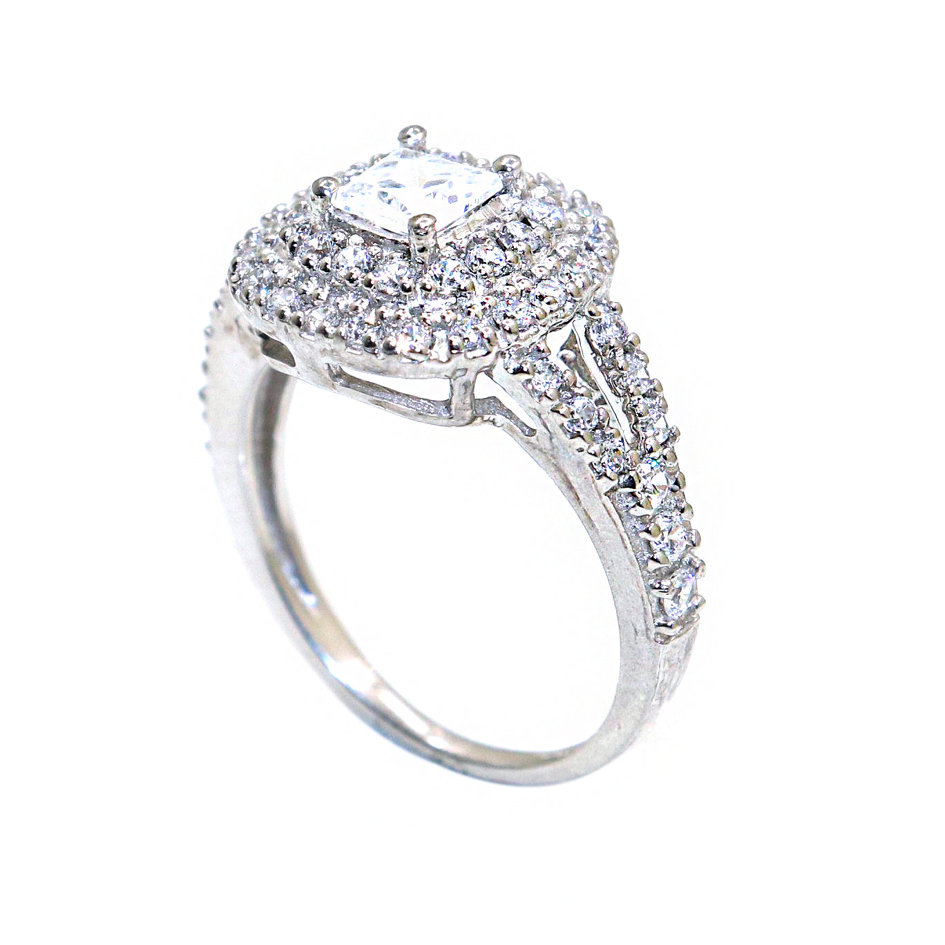 High-Quality Moissanite Gemstone with Zircon Ring for Occasional Wear