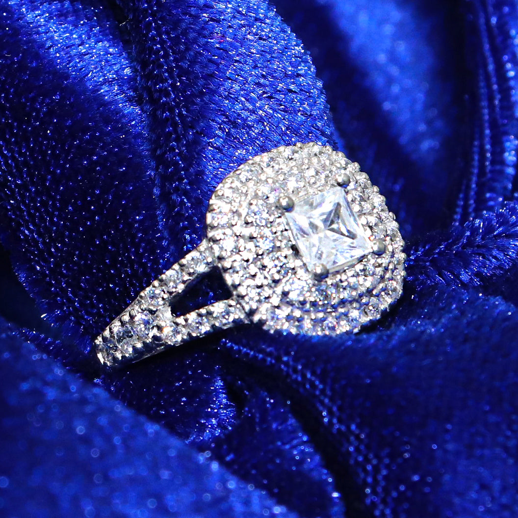 Moissanite & Zircon Dazzle Ring