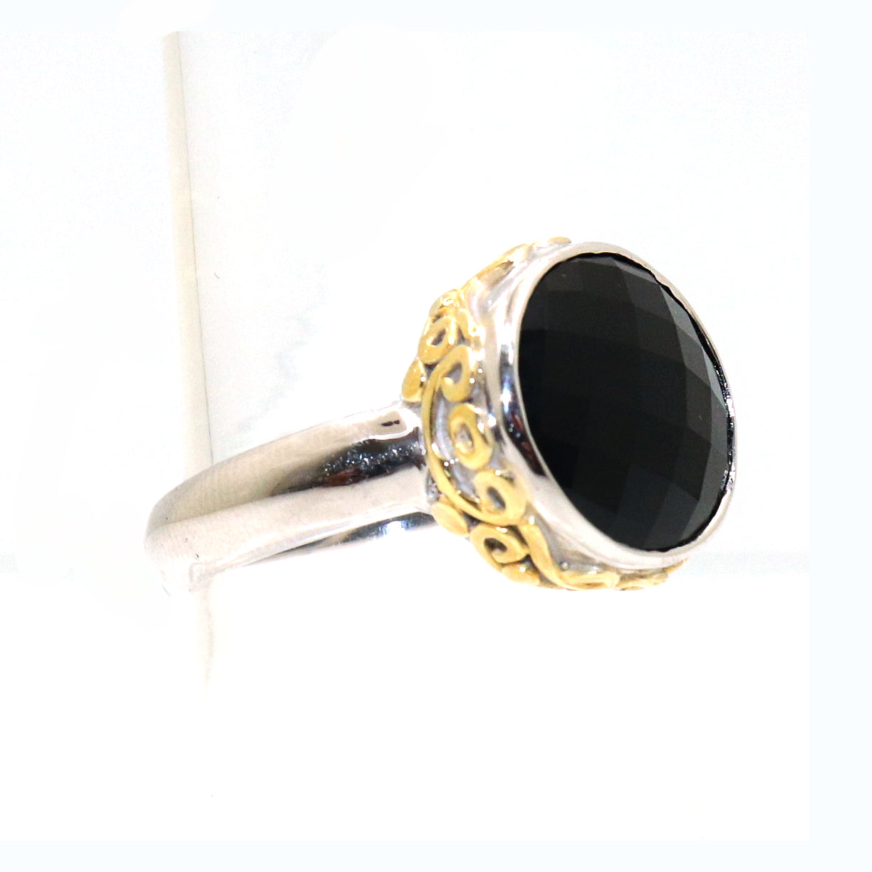 Two Tone Fashionable Black Onyx Gemstone Ring for Women