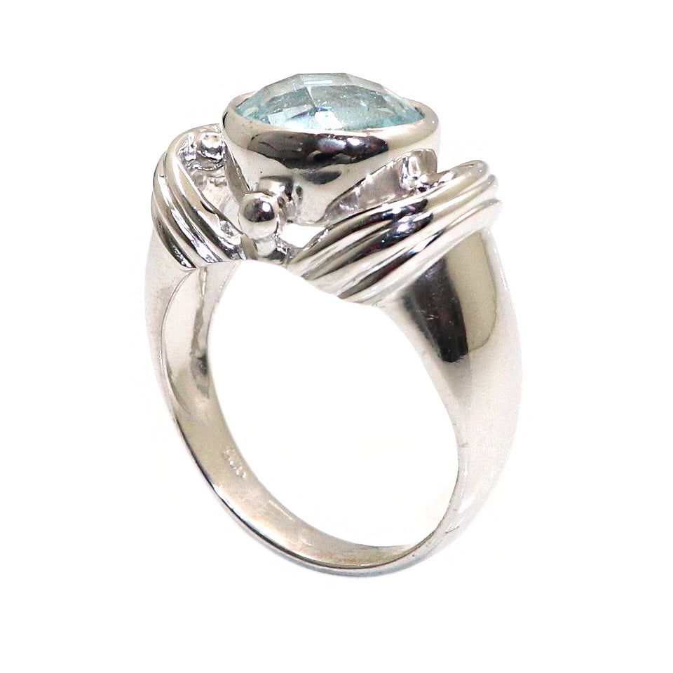 Sparkling Blue Topaz Gemstone Ring for Bridesmaids’ Gifts