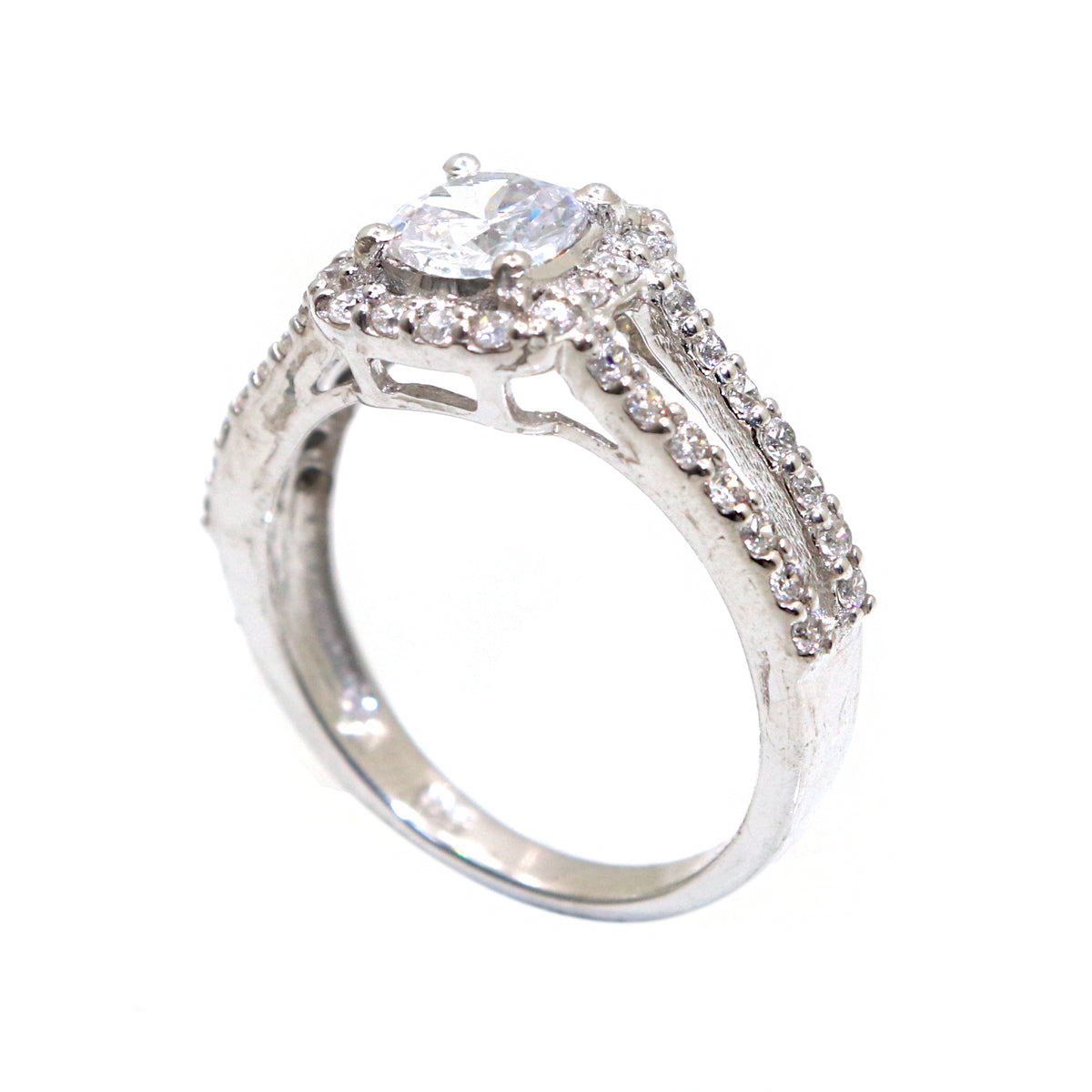 Zircon Scarlet Ring