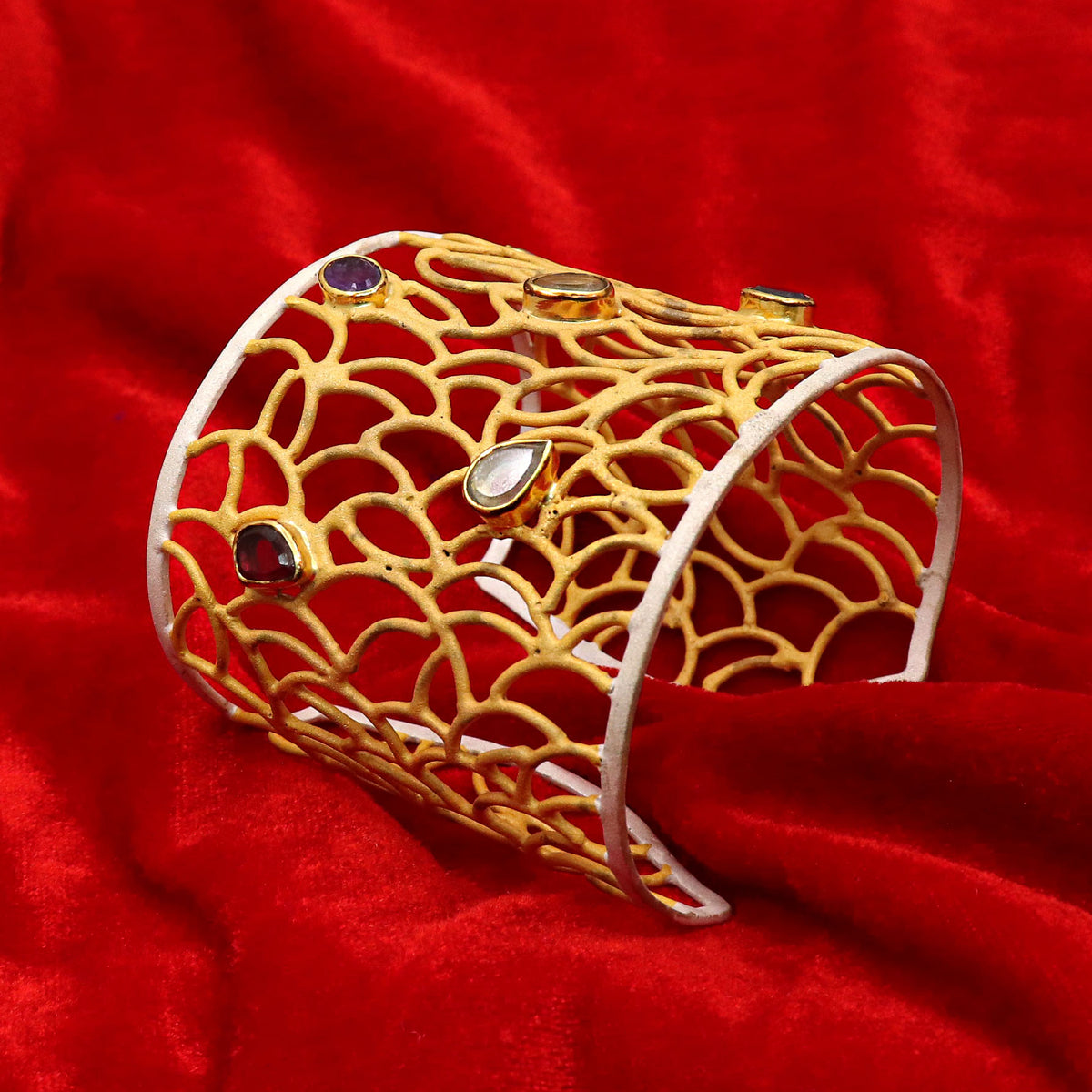 Golden Pure Bracelet
