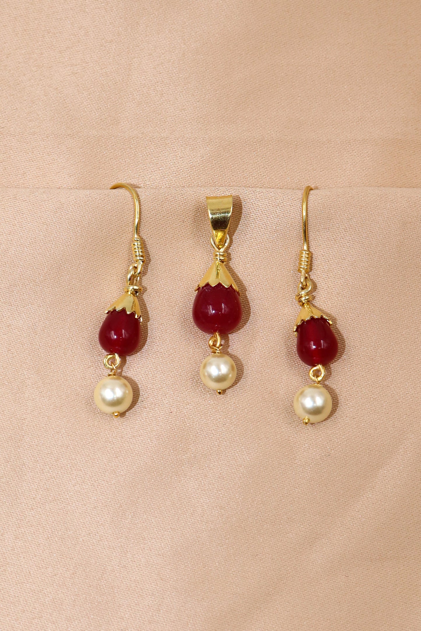 Pearl With Semi Precious Gemstone Necklace Set Gold Plated Jewelry