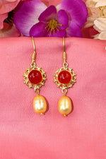 Pearl Velvet Earring