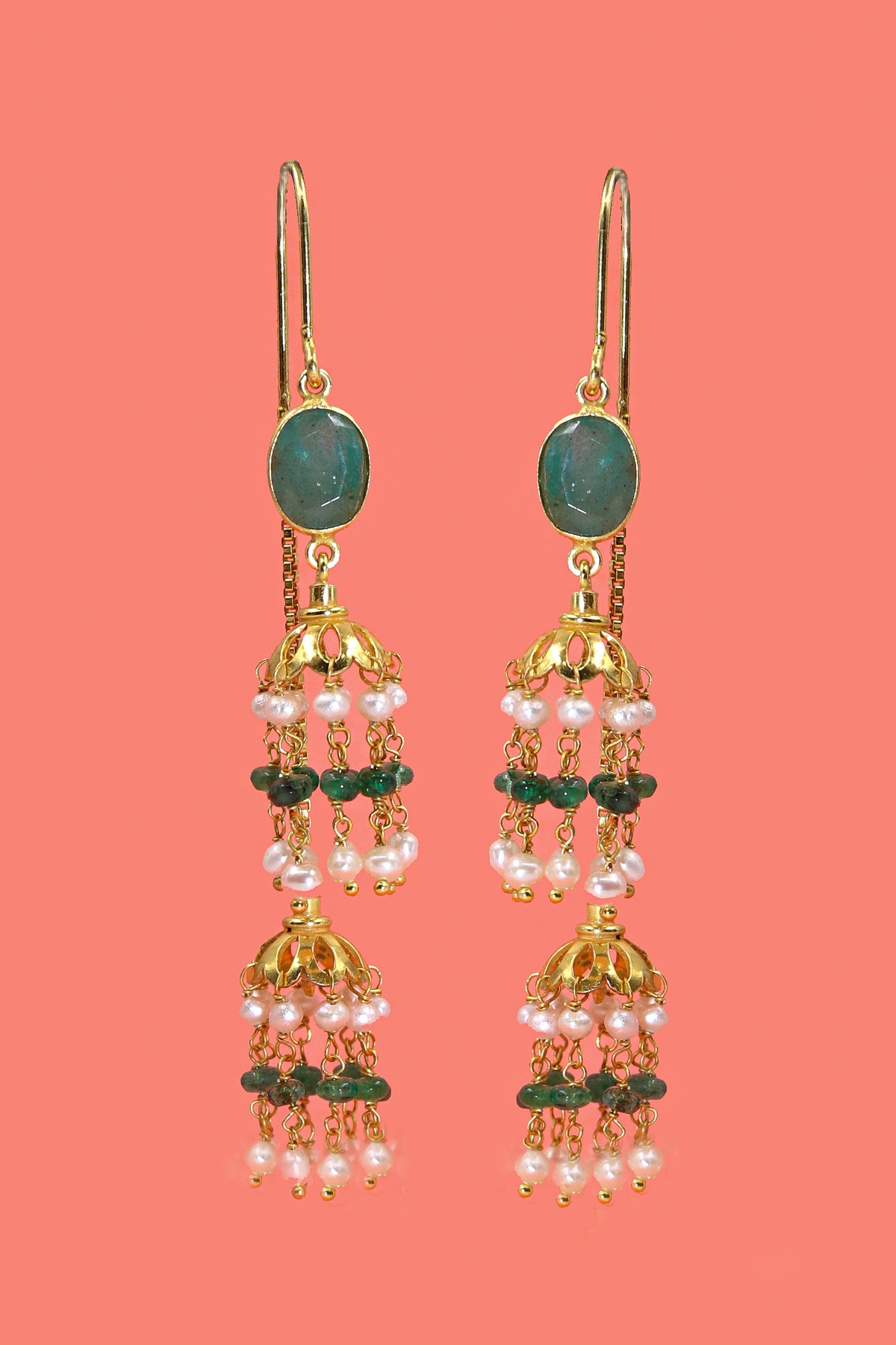 Golden Emerald & Pearl Luminous Earring