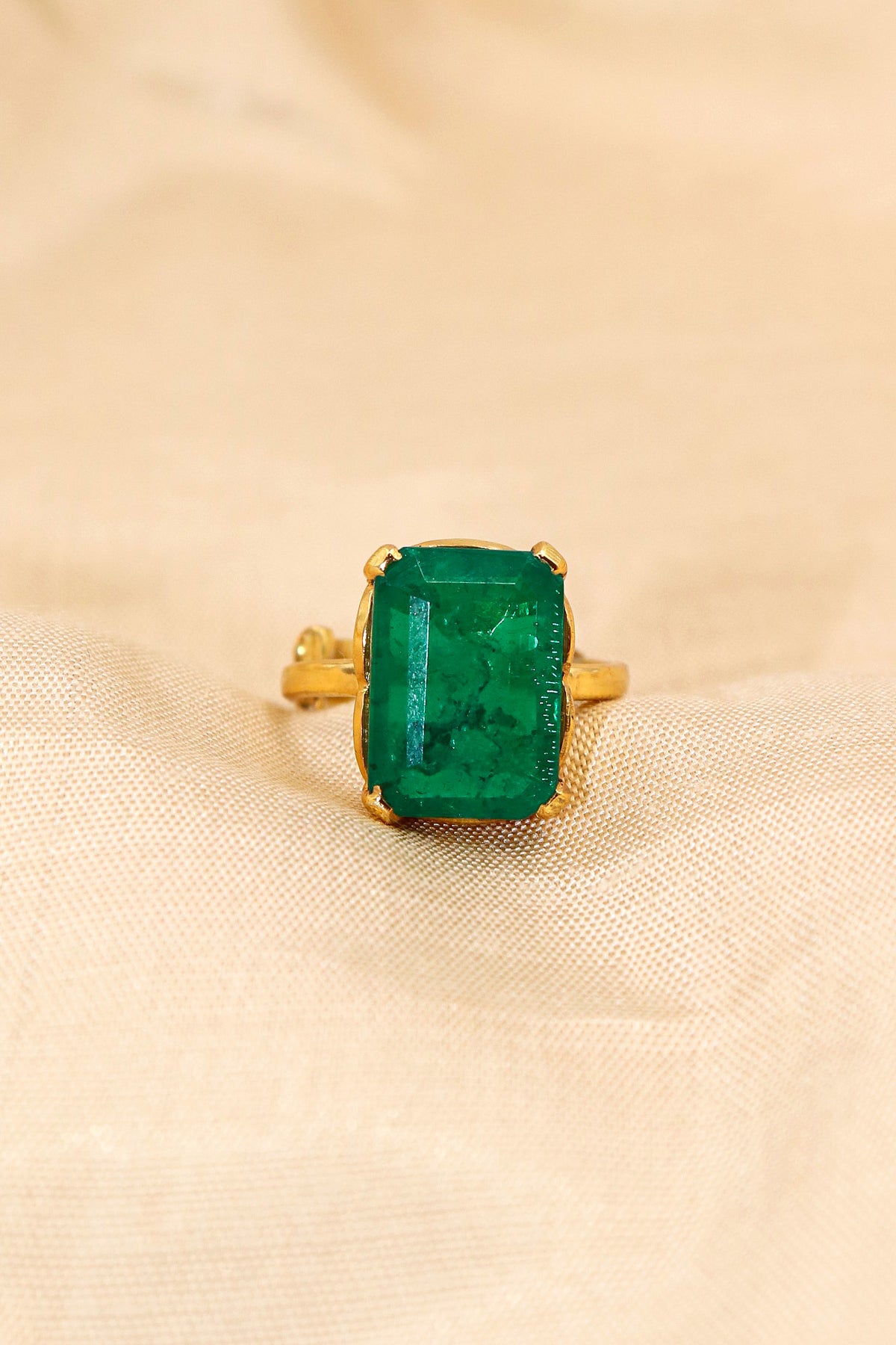 Golden Onyx Divine Ring