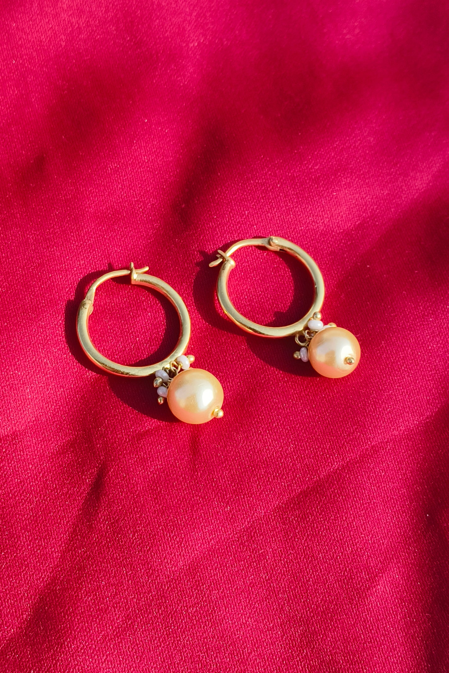 Fancy Style Gold-Plated Beaded Pearl Earrings Jewelry.