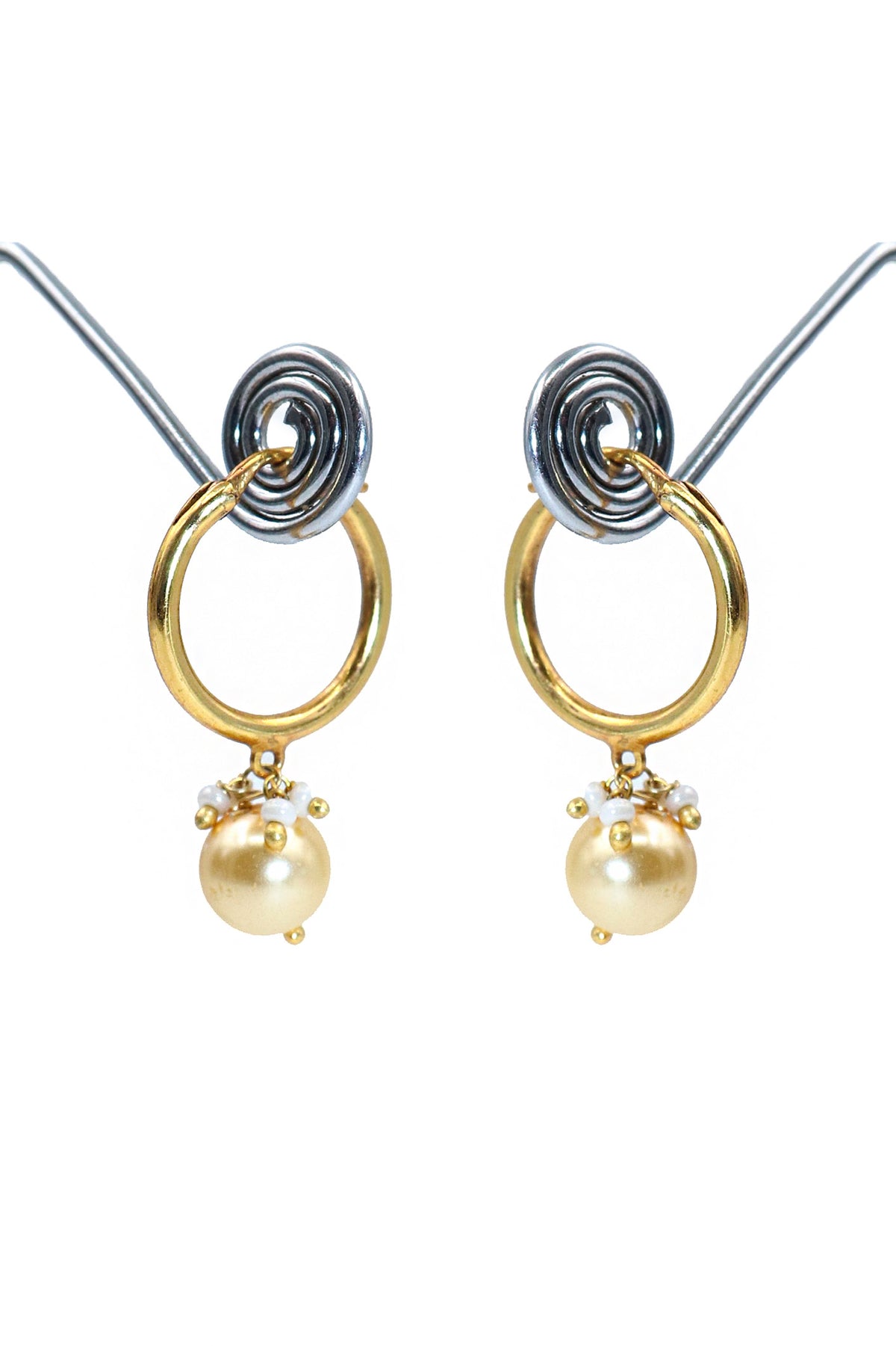 Pearl Tranquility Earring