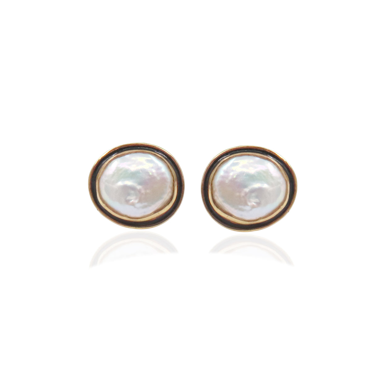 Lumi Pearl StudGlow