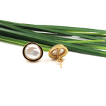 Lumi Pearl StudGlow