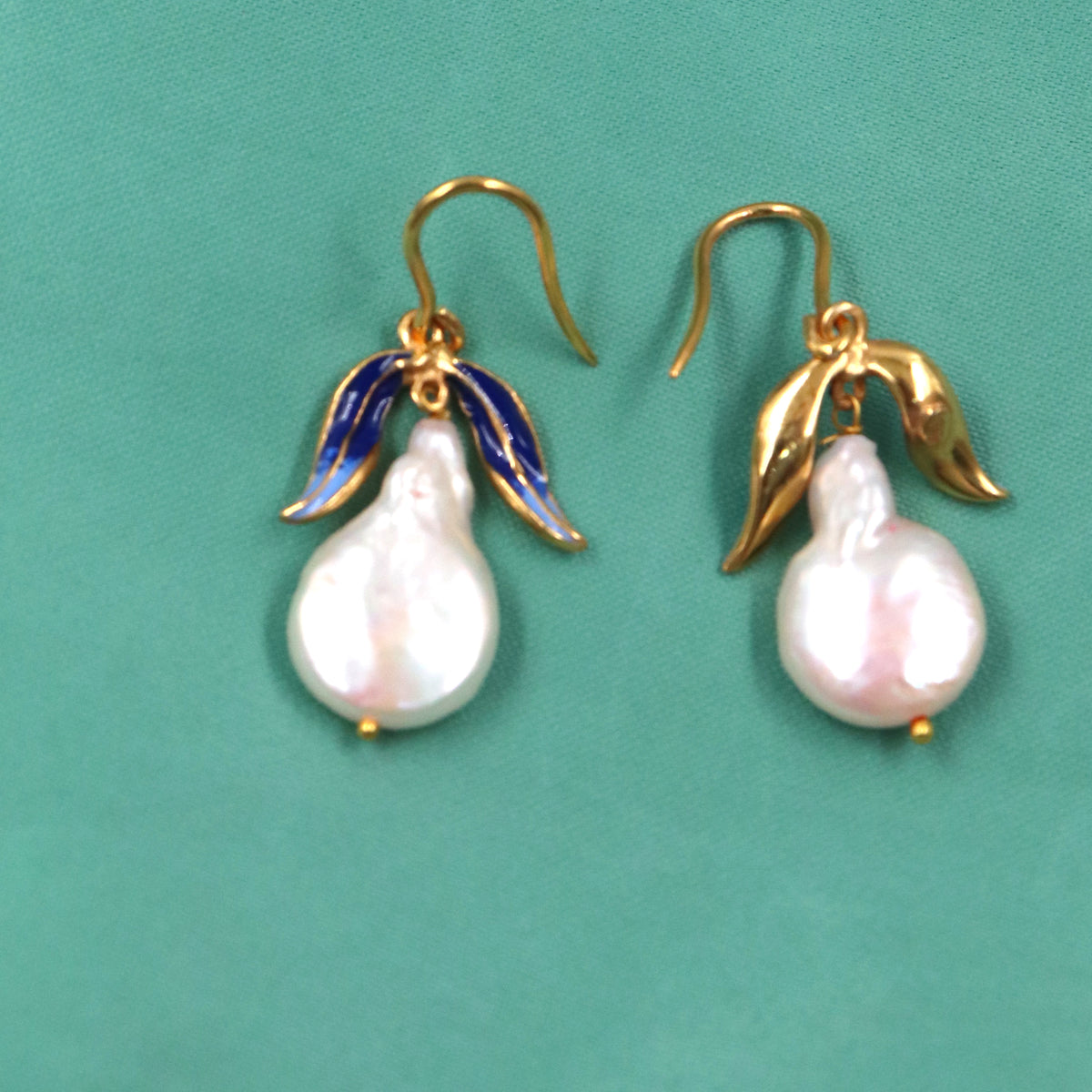 Dewdrop Pearl DangleWhisper