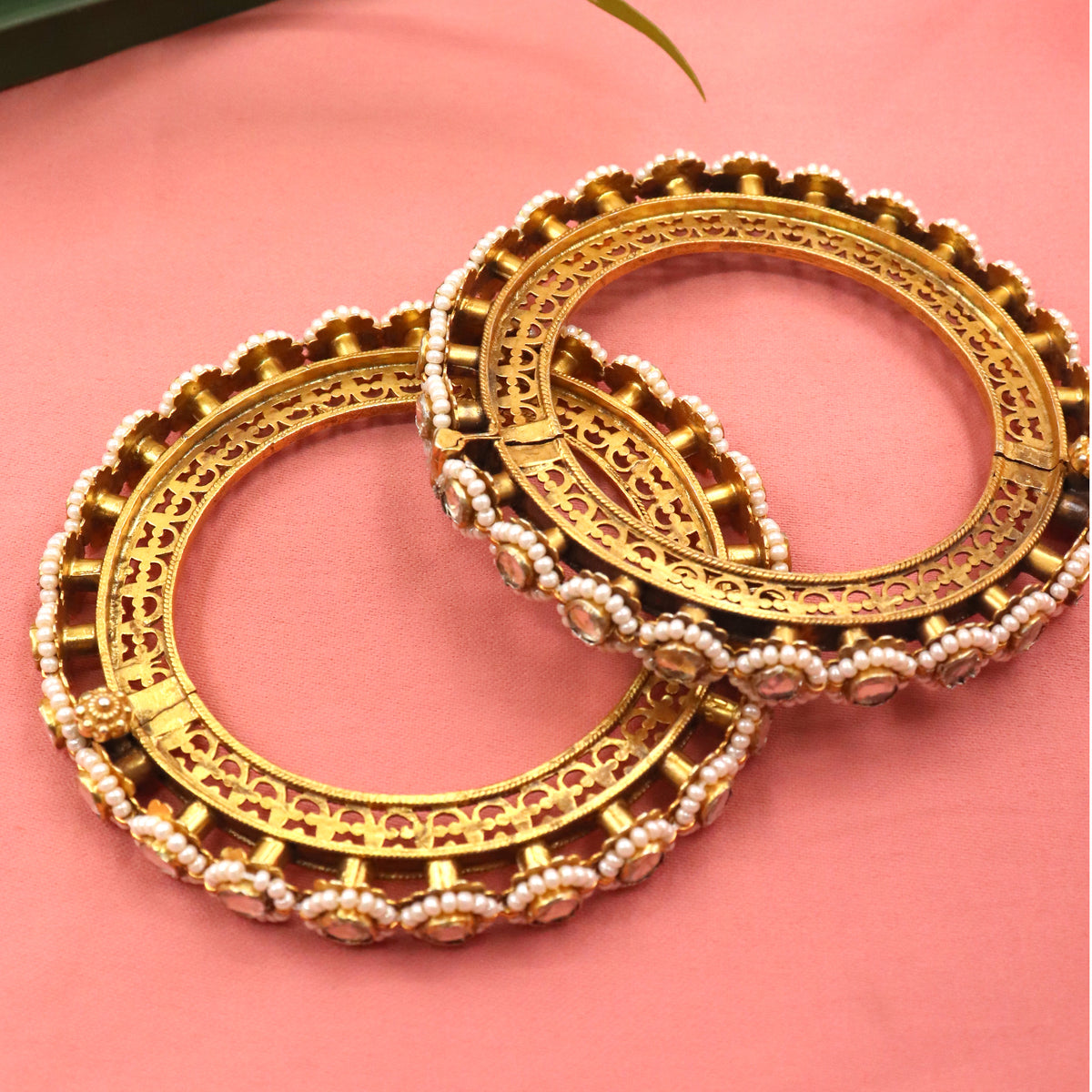 Nizam Pearl Bangle
