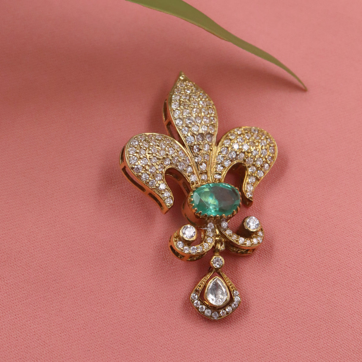 Green Onyx With Mossanite Broach 2
