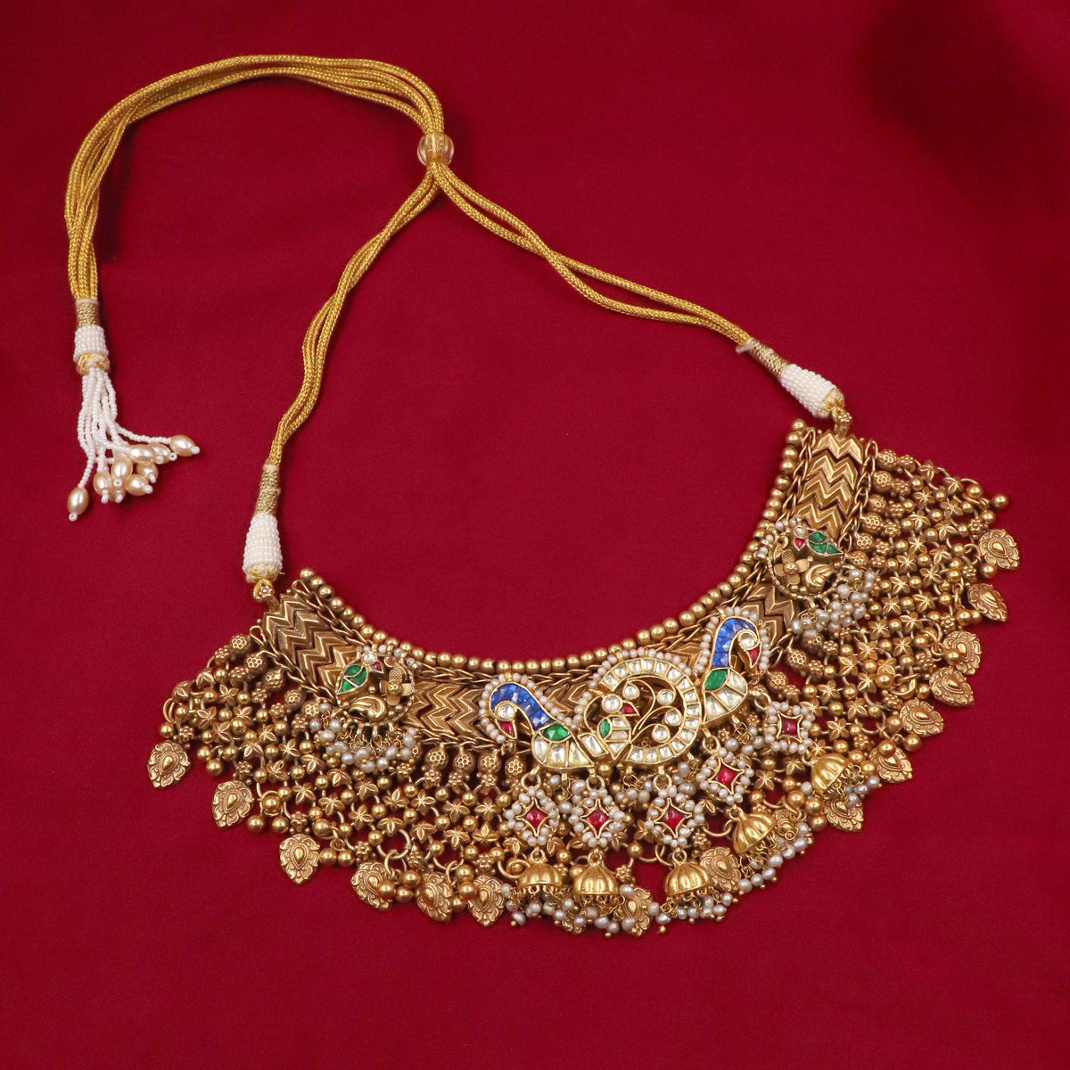 Era Gold Collar