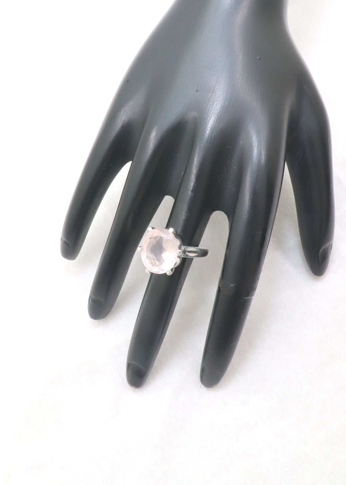 Classic Rose Quartz Ring
