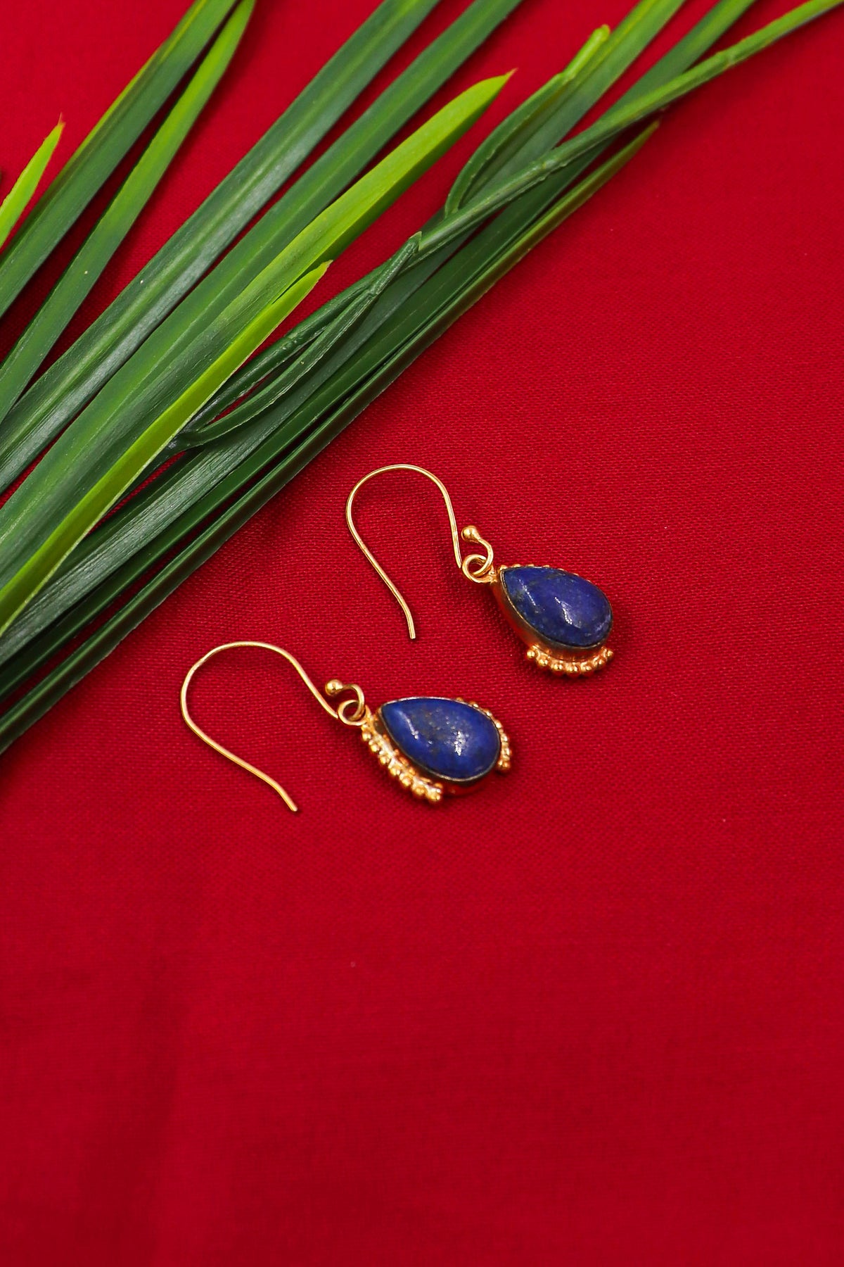 Lapis Sovereign Dangle Gold Earring