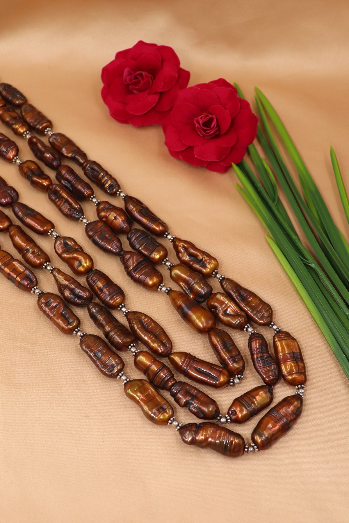 Brown Pearl Essence Necklace