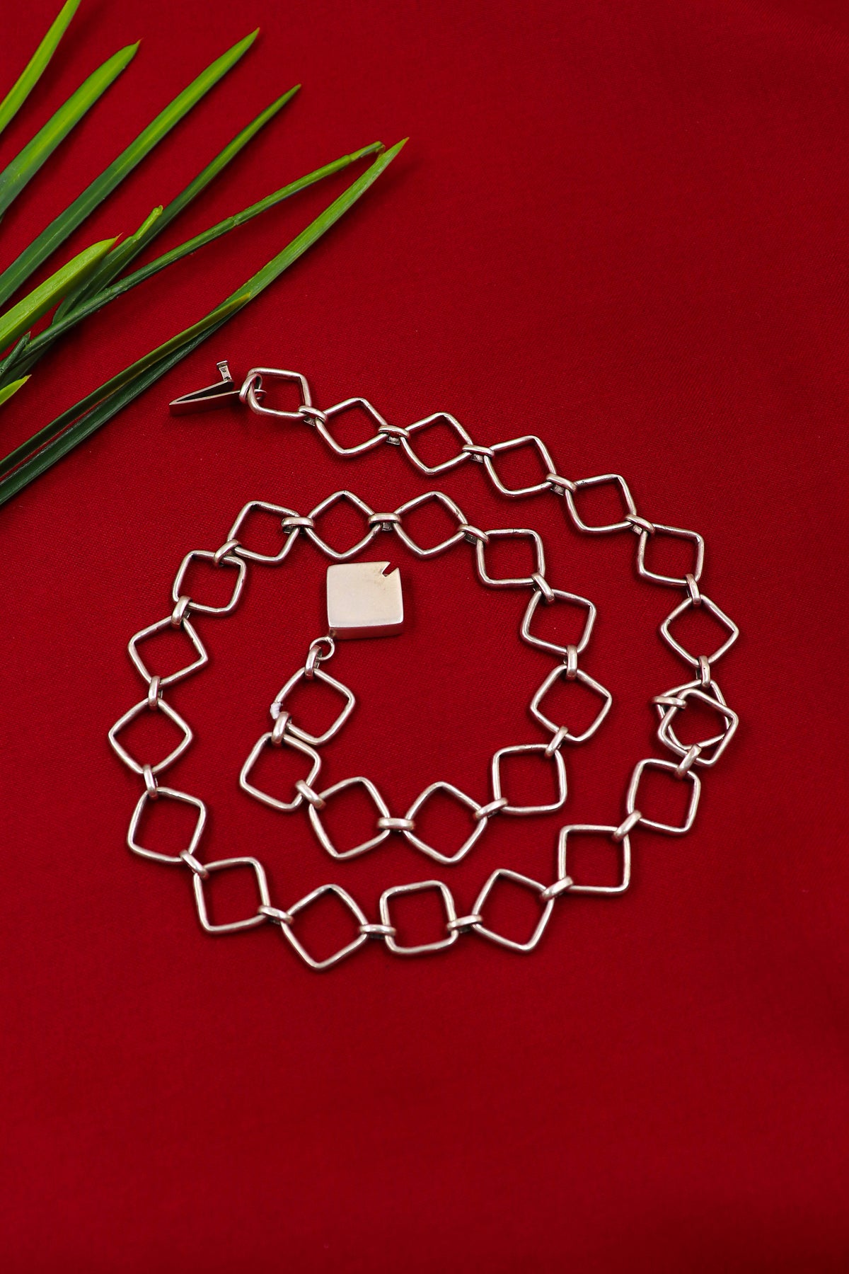 Silver Chain Majesty Necklace