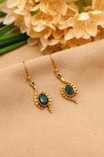 Emerald Regal Dangle Earring